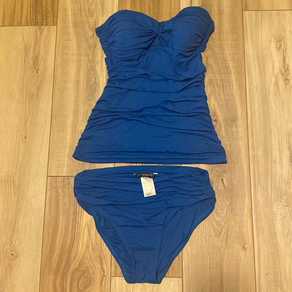 CARMEN MARC VALVO Tankini Two Piece Swimsuit.       SZ Medium